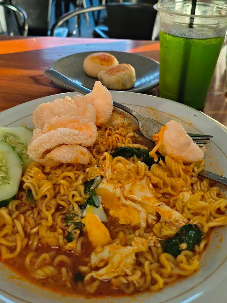 Mie Indomie Goreng + Telur